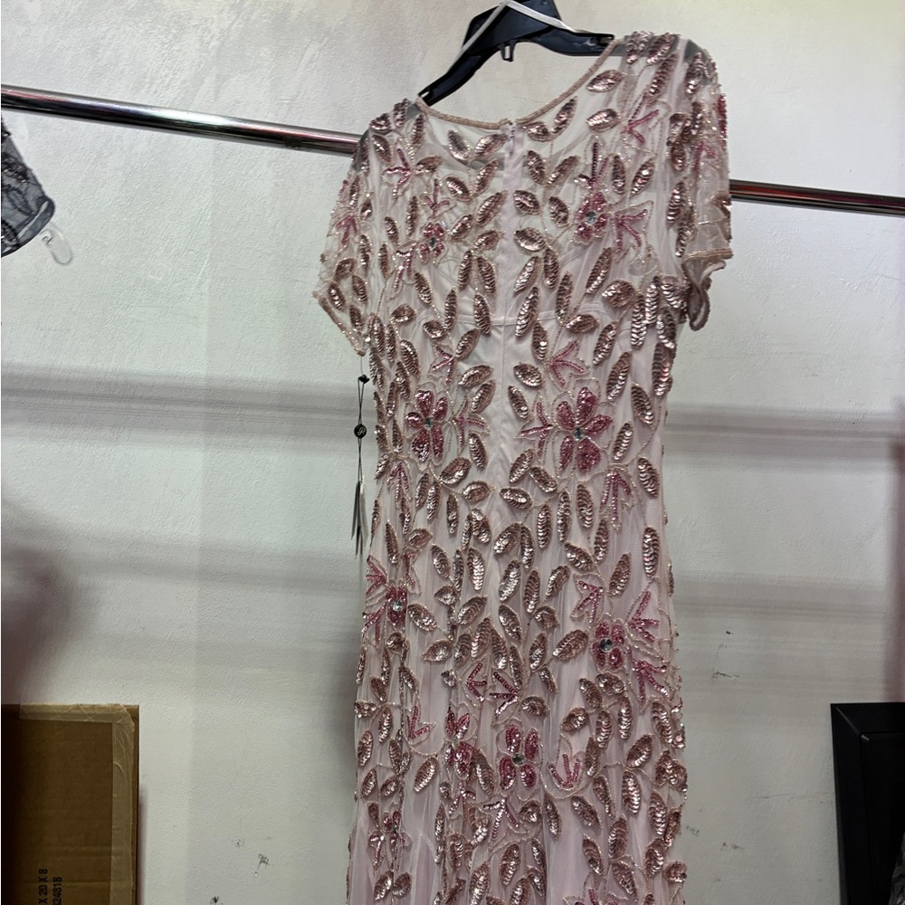 Adrianna Papell Elegant Pink Embroidered Evening Gown - Picture 9 of 13